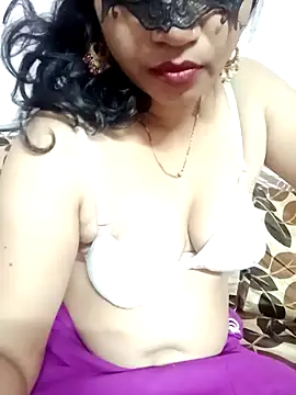 Snapshot of Hotanita99 chatting on January 6, 2025, 11:18 am Hotanita99 online show from January 6, 2025, 11:18 am