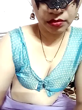 Snapshot of Hotanita99 chatting on October 9, 2025, 5:22 pm Hotanita99 online show from October 9, 2025, 5:22 pm