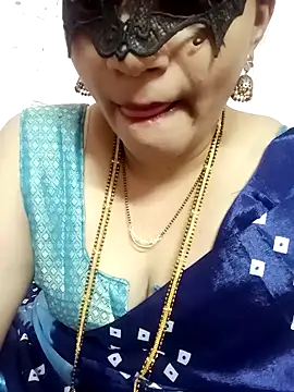Snapshot of Hotanita99 chatting on October 21, 2025, 5:52 am Hotanita99 online show from October 21, 2025, 5:52 am