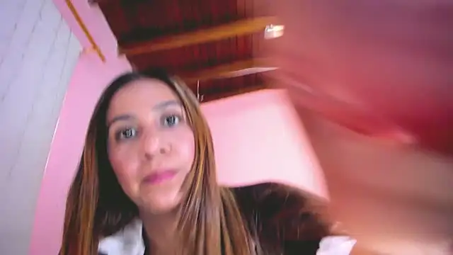 Snapshot of Alana_Suares1 chatting on January 20, 2025, 7:57 pm Alana Suares1 online show from January 20, 2025, 7:57 pm