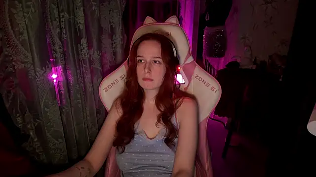 Snapshot of pearl_princess_ chatting on June 12, 2026, 11:03 pm pearl princess online show from June 12, 2026, 11:03 pm