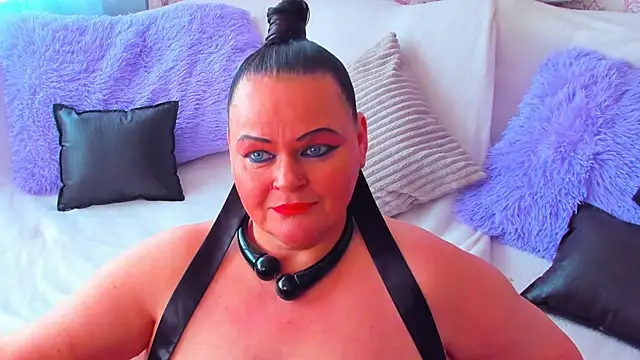 Snapshot of MilanaBiegert chatting on March 7, 2025, 10:45 am MilanaBiegert online show from March 7, 2025, 10:45 am