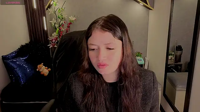 almma shy online show from September 30, 2025, 2:00 pm