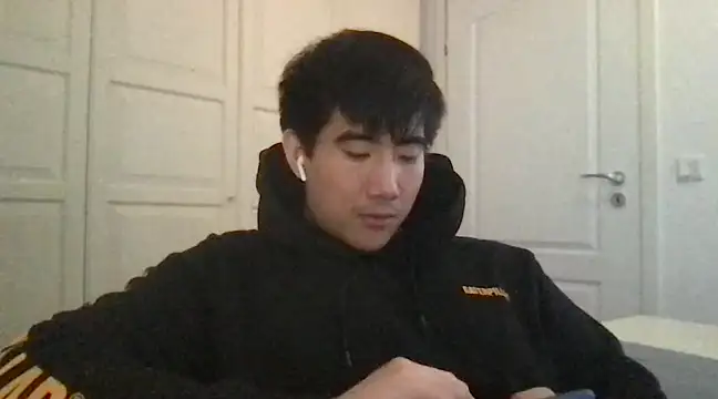 jungcock3210 online show from January 28, 2025, 9:51 am