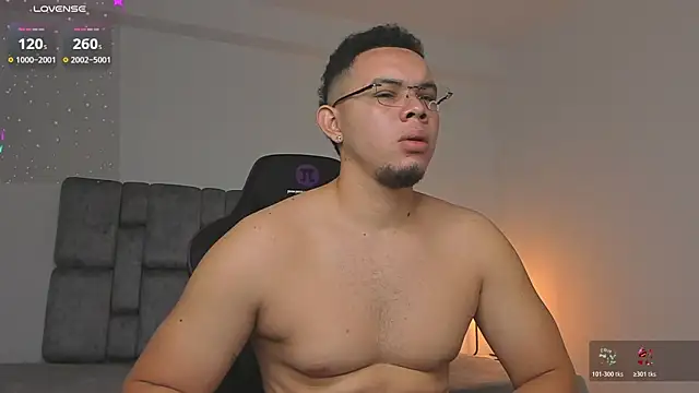 Snapshot of jhotta_fox chatting on November 21, 2025, 9:08 am jhotta fox online show from November 21, 2025, 9:08 am