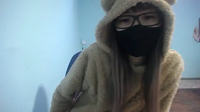 elllaaxx online show from March 4, 2025, 3:33 am