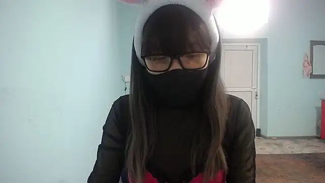 elllaaxx online show from October 18, 2025, 4:37 am