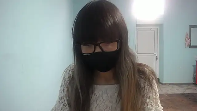 elllaaxx online show from November 10, 2025, 4:44 am