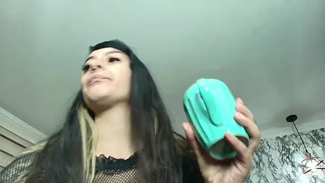 Naughty Kittenm online show from November 6, 2025, 11:33 am