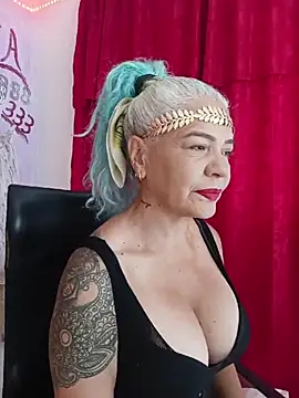 freyadevil333 online show from March 27, 2026, 12:38 pm