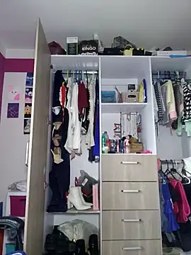 Angela hank2 online show from November 28, 2025, 12:30 pm