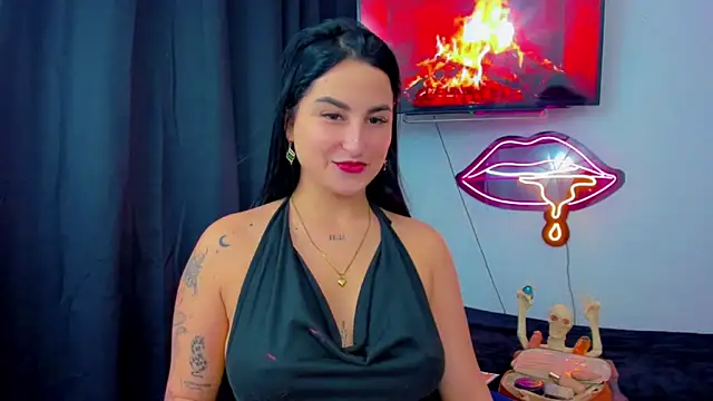 sunshine uwu22 online show from April 8, 2026, 6:30 pm