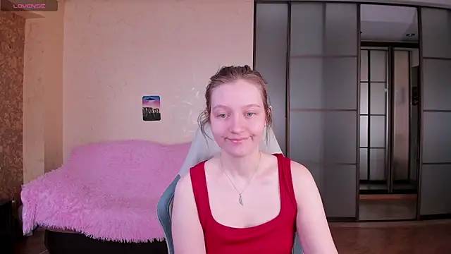 Ksuhesa online show from April 3, 2026, 1:03 am