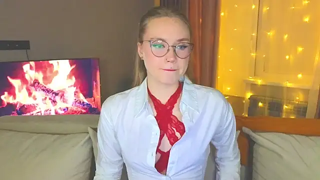 Snapshot of Aurora_Golden1 chatting on December 14, 2024, 4:31 pm Aurora Golden1 online show from December 14, 2024, 4:31 pm