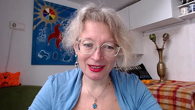 Snapshot of Zosya1111 chatting on December 15, 2024, 9:35 am Zosya1111 online show from December 15, 2024, 9:35 am