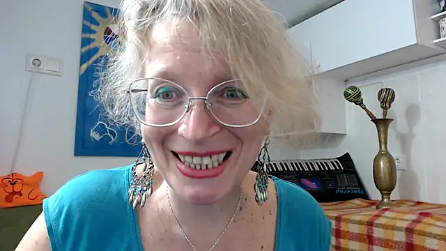 Snapshot of Zosya1111 chatting on January 19, 2025, 5:18 pm Zosya1111 online show from January 19, 2025, 5:18 pm