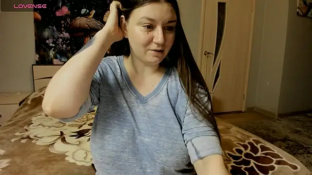 AlisaBacker online show from November 15, 2025, 6:04 pm