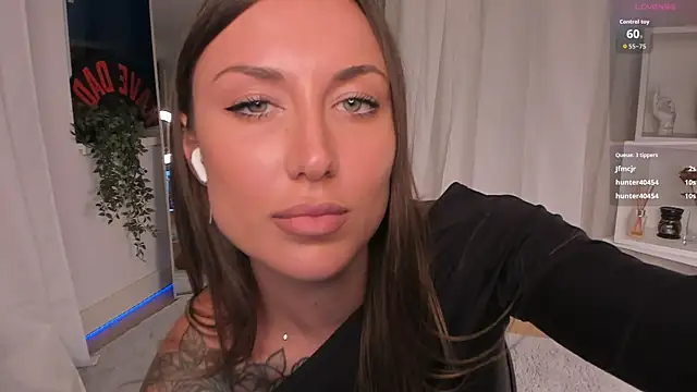 seilyfox online show from July 11, 2026, 6:54 pm