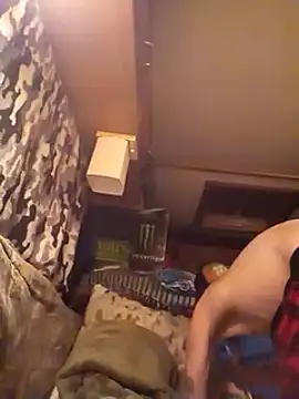 Snapshot of hothippie420 chatting on March 22, 2025, 2:48 am hothippie420 online show from March 22, 2025, 2:48 am