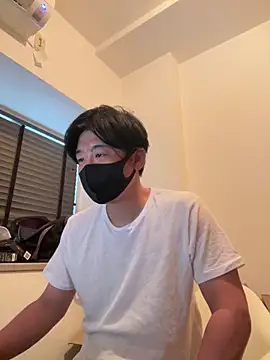 Snapshot of MTKIK chatting on March 8, 2025, 5:07 am MTKIK online show from March 8, 2025, 5:07 am