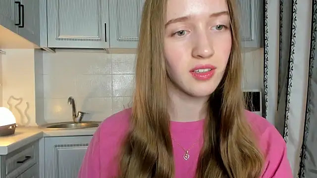 leslie my lovee online show from July 1, 2026, 9:03 pm