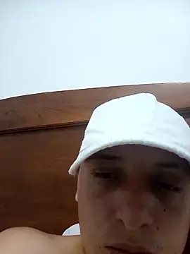 Snapshot of camilor131317 chatting on March 15, 2026, 5:57 am camilor131317 online show from March 15, 2026, 5:57 am