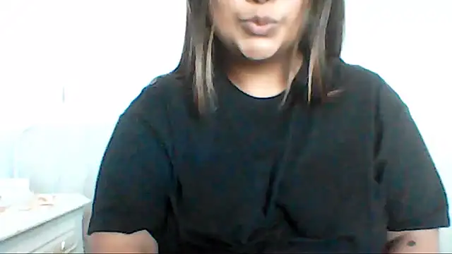 ArisaGonzalez online show from May 20, 2026, 12:00 pm