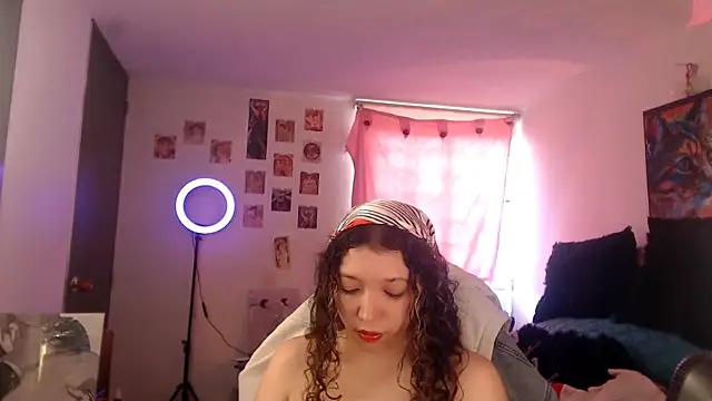 AllyDonfort online show from June 5, 2026, 8:47 pm