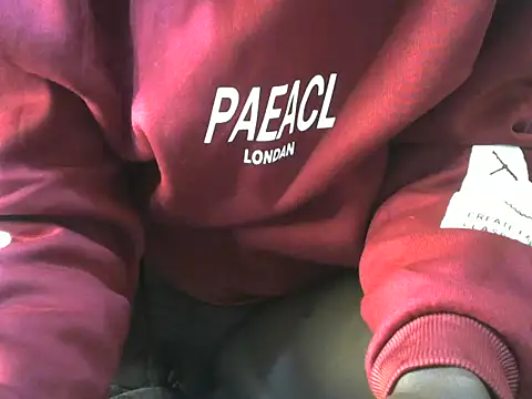 Cute ninah online show from February 25, 2026, 10:14 am