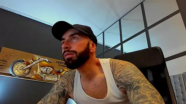 AronGrant online show from April 7, 2026, 8:37 am