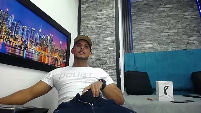 Snapshot of Chris_Dick23 chatting on February 3, 2026, 6:22 am Chris Dick23 online show from February 3, 2026, 6:22 am