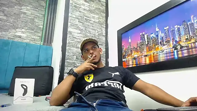 Snapshot of Chris_Dick23 chatting on February 6, 2026, 5:12 am Chris Dick23 online show from February 6, 2026, 5:12 am