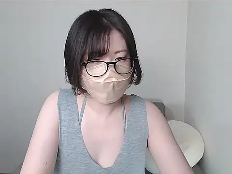 Snapshot of _NOA-chan_ chatting on September 20, 2025, 3:13 pm  NOA-chan  online show from September 20, 2025, 3:13 pm