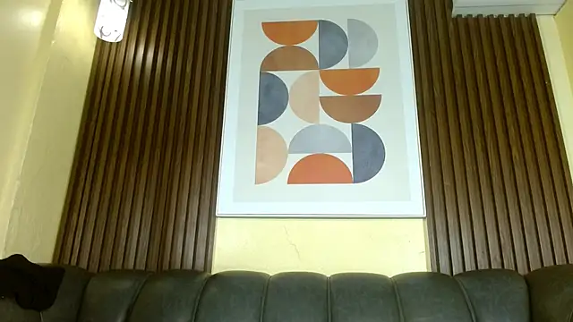 Nicole Ramires online show from March 26, 2026, 4:56 pm