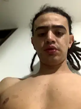 Snapshot of JovenDesobediente chatting on October 1, 2025, 6:41 am JovenDesobediente online show from October 1, 2025, 6:41 am