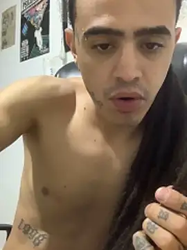 JovenDesobediente online show from November 11, 2025, 4:23 am