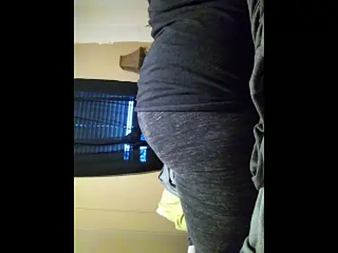Snapshot of missthickness35_Pika chatting on February 14, 2026, 10:39 pm missthickness35 Pika online show from February 14, 2026, 10:39 pm