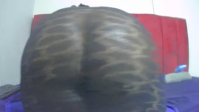 Snapshot of assqueenxx chatting on October 17, 2025, 7:55 am assqueenxx online show from October 17, 2025, 7:55 am