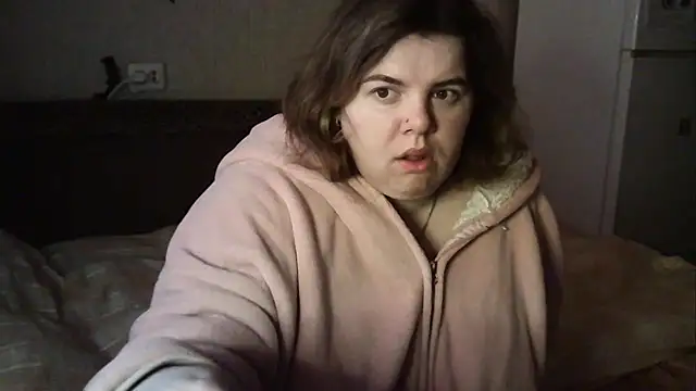 Snapshot of so_shy chatting on April 22, 2026, 6:27 am so shy online show from April 22, 2026, 6:27 am