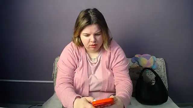 Snapshot of so_shy chatting on May 13, 2026, 6:33 am so shy online show from May 13, 2026, 6:33 am
