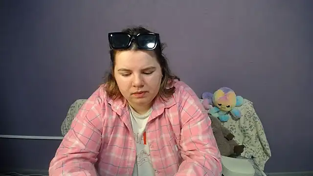 Snapshot of so_shy chatting on May 26, 2026, 7:15 am so shy online show from May 26, 2026, 7:15 am