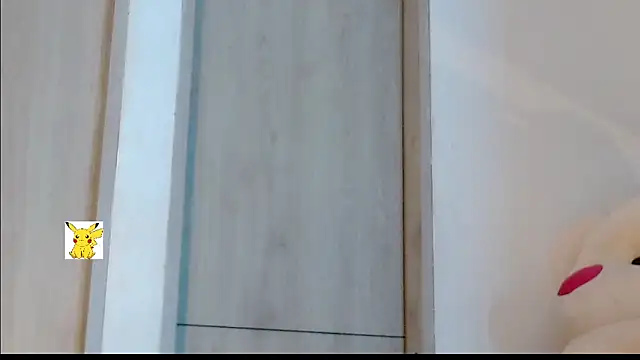 Snapshot of honey_skin chatting on February 26, 2025, 11:41 am honey skin online show from February 26, 2025, 11:41 am