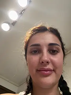 SophiaVilner online show from July 21, 2026, 3:36 pm