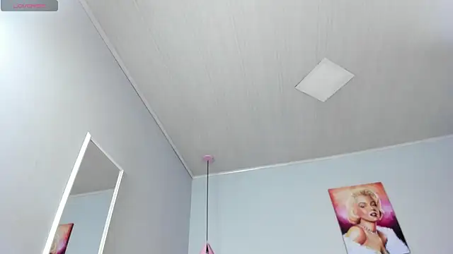 ScarletGV online show from January 15, 2025, 4:25 am