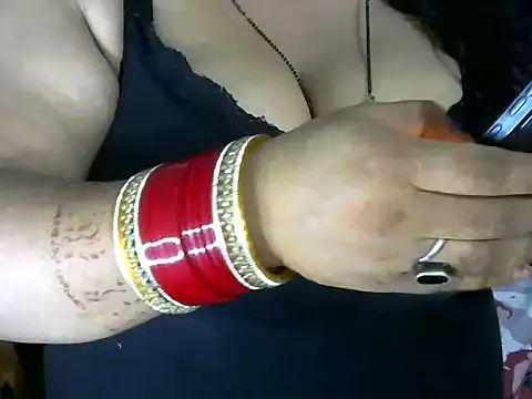 Snapshot of dramebaz_queen chatting on October 22, 2025, 6:51 pm dramebaz queen online show from October 22, 2025, 6:51 pm