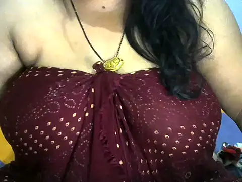 Snapshot of dramebaz_queen chatting on July 10, 2026, 6:21 pm dramebaz queen online show from July 10, 2026, 6:21 pm