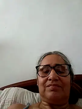 Snapshot of _candi chatting on March 25, 2026, 2:12 pm candi online show from March 25, 2026, 2:12 pm