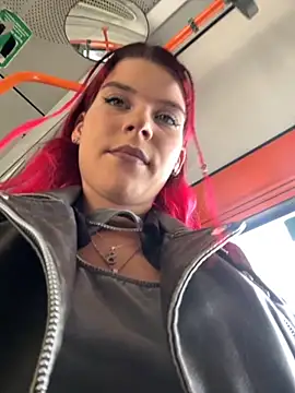 RiriRoseey online show from October 1, 2025, 6:52 am