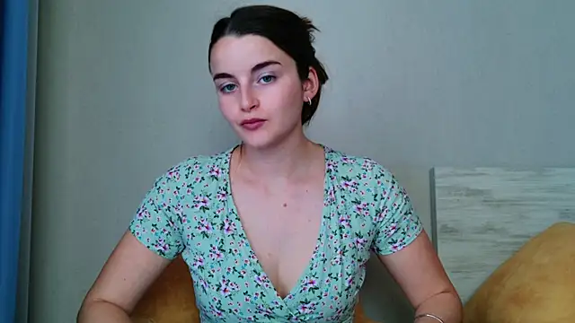 Snapshot of Miss_Arwen chatting on June 4, 2026, 9:59 am Miss Arwen online show from June 4, 2026, 9:59 am