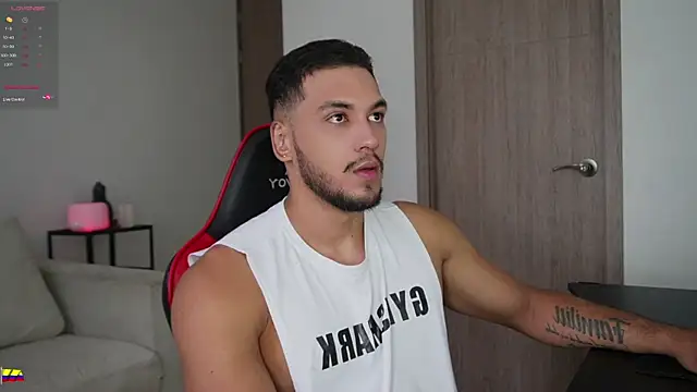 daniel mejia1 online show from February 25, 2026, 12:37 pm